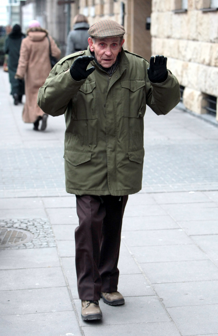 Tadeusz Konwicki (w 2009 roku), fot. PAP/L. Szymański