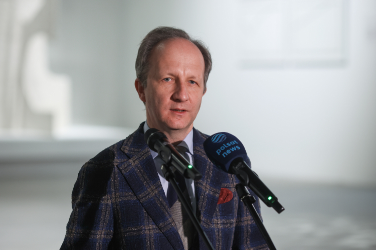 Andrzej Szczerski na otwarciu wystawy pt. „Transformacje. Nowoczesność w III RP” w serii „4 x Nowoczesność” w Muzeum Narodowym w Krakowie. PAP/Łukasz Gągulski