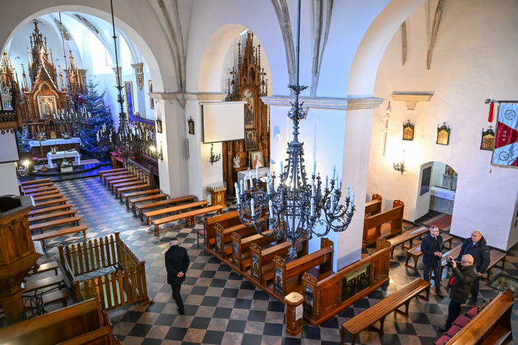 Wnętrze kościoła pw. Wniebowzięcia Najświętszej Maryi Panny Zwycięskiej (pobrygidkowskiego) w Lublinie. Planowane są tam kolejne prace konserwatorskie. Fot. PAP/Wojtek Jargiło