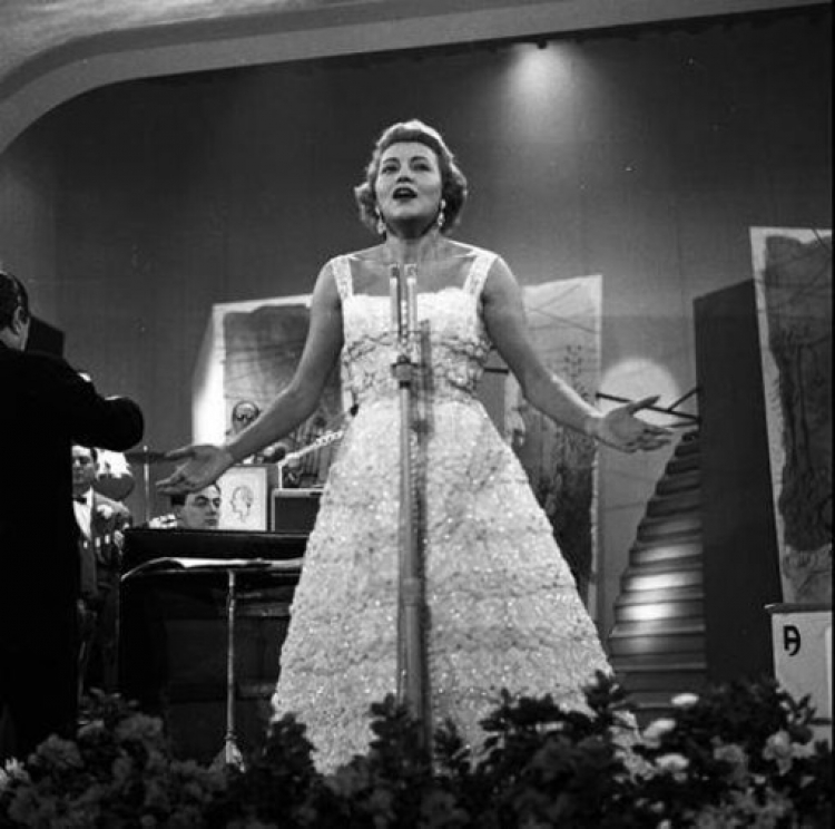 Nilla Pizzi zwyciężczyni pierwszego festiwalu w San Remo w 1951. /Fot. Źródło: en.wikipedia