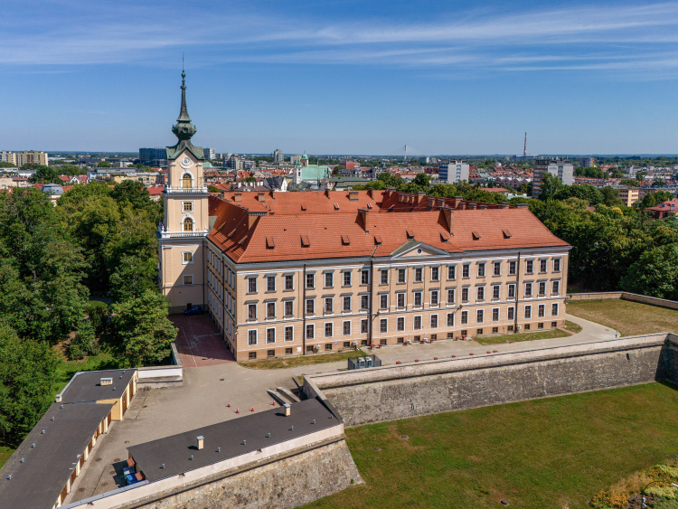 Rzeszowski Zamek Lubomirskich jest teraz siedzibą Sądu Okręgowego. Fot. PAP/Darek Delmanowicz