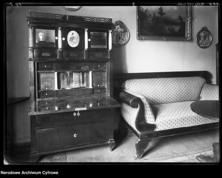 Meble z lat 20. XX w. Fot. Narodowe Archiwum Cyfrowe