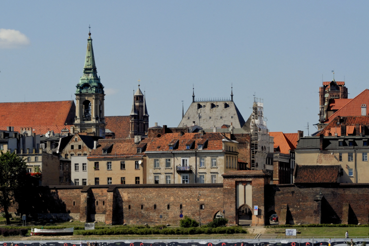 Panorama miasta, widok z prawego brzegu Wisły. /bpt/ PAP/Maciej Rozwadowski
