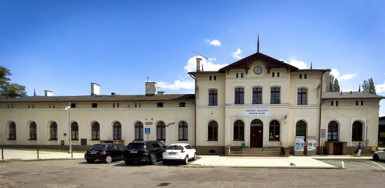 Dworzec kolejowy w Gdańsku Oliwie, fot. PAP/Jerzy Ochoński