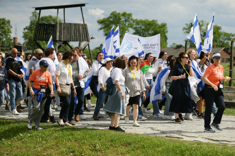 Marsz żywych w Oświęcimiu w 2024 r., fot. PAP/Jarek Praszkiewicz