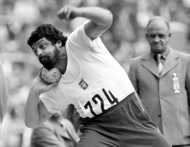 Władysław Komar na igrzyskach olimpijskich w Monachium, fot. PAP/Stanisław Dąbrowiecki