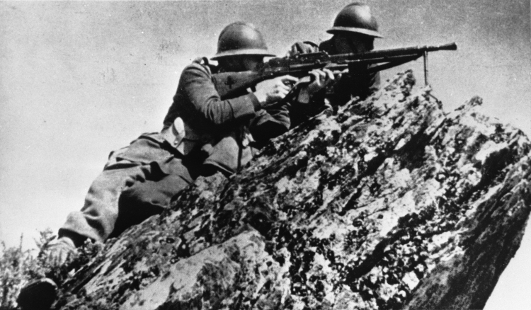 Narwik, Norwegia, 05.1940 r. Żołnierze Samodzielnej Brygady Strzelców Podhalańskich na pozycjach. Fot. dl PAP/CAF