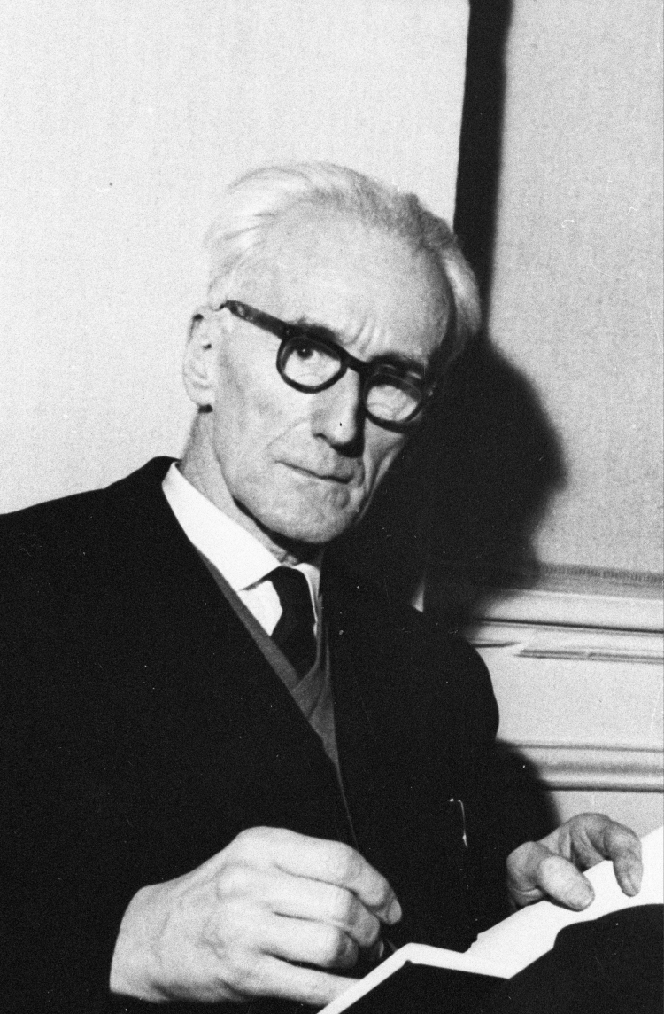 Józef Czapski, malarz i pisarz, w Maisons-Laffitte pod Paryżem, lata 60. PAP/Repr. Andrzej Rybczyński