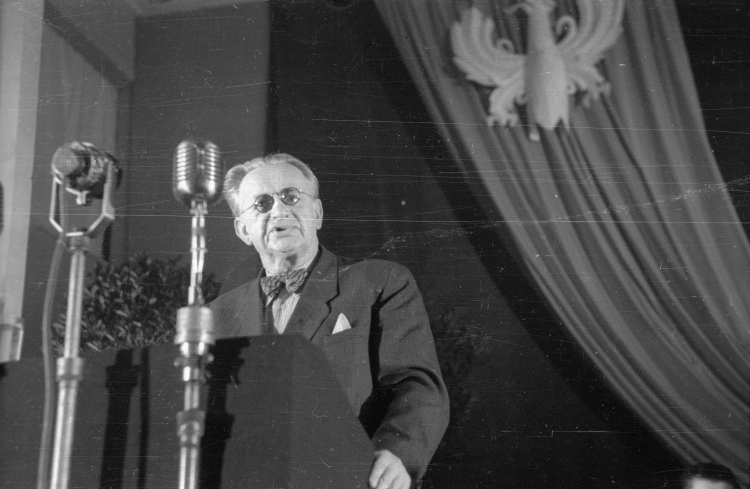 Aleksander Zelwerowicz w 1949 r. Fot. PAP