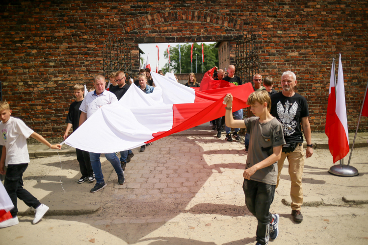 Obchody z okazji rocznicy pierwszego polskiego transportu do KL Auschwitz (w 2024 r.), fot. PAP/Jarek Praszkiewicz