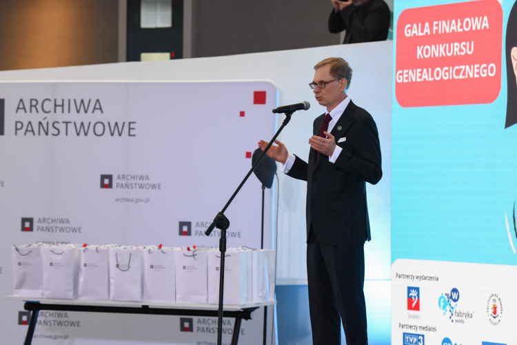 Gala konkursu „Bez korzeni nie zakwitniesz. Moja wielka i mała ojczyzna”, fot. Foto Everest/Archiwa Państwowe