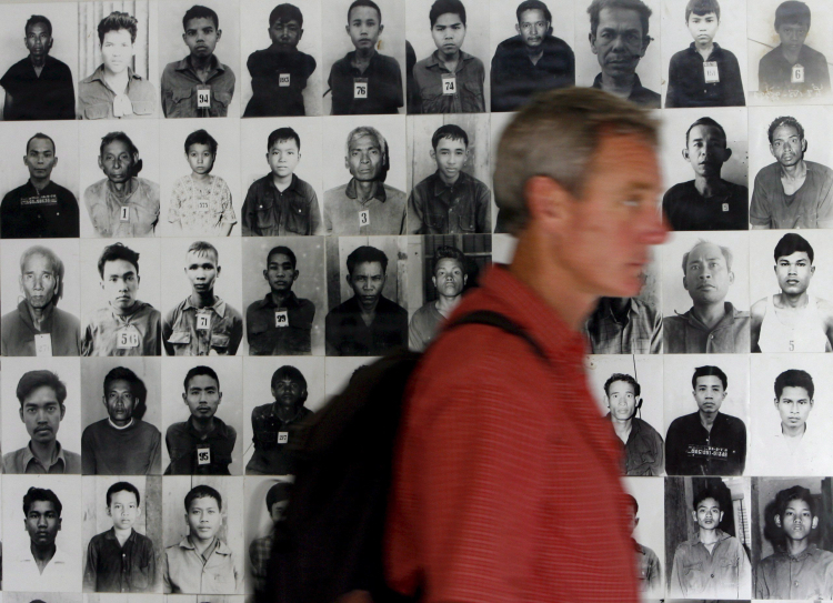 Muzeum Ludobójstwa Tuol Sleng, Phnom Penh, Kambodża. Fot. PAP/EPA/RUNGROJ YONGRIT
