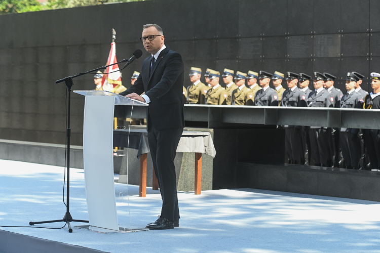 Prezydent Andrzej Duda podczas uroczystości z okazji 81. rocznicy Powstania Warszawskiego. Fot. PAP/Piotr Nowak