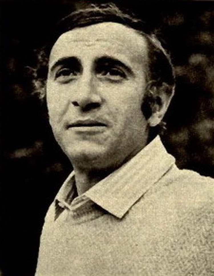 Pippo Baudo. Fot. Italian magazine Epoca, N. 1268, year XXVI, p.43, Public domain, via Wikimedia Commons