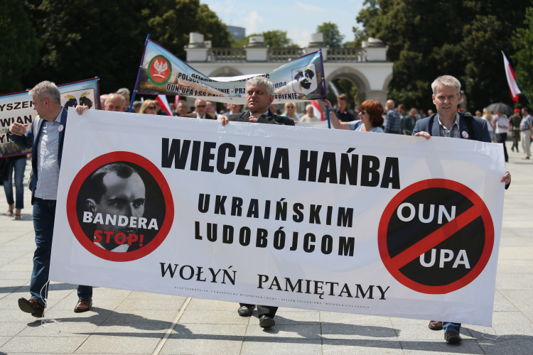 Marsz Pamięci podczas Narodowego Dnia Pamięci Ofiar Ludobójstwa dokonanego przez ukraińskich nacjonalistów na obywatelach II RP. Fot. PAP/Leszek Szymański