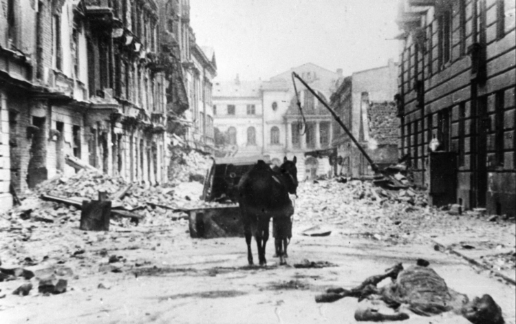 Warszawa, wrzesień 1939 roku. Fot. PAP/zdjęcie archiwalne