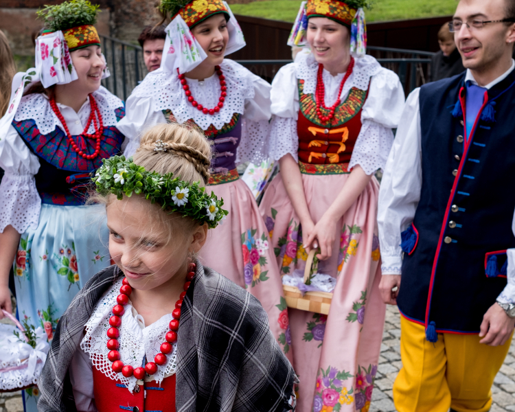 Ekspertka: Nie ma jednego wzorca stroju ludowego na Górnym Śląsku