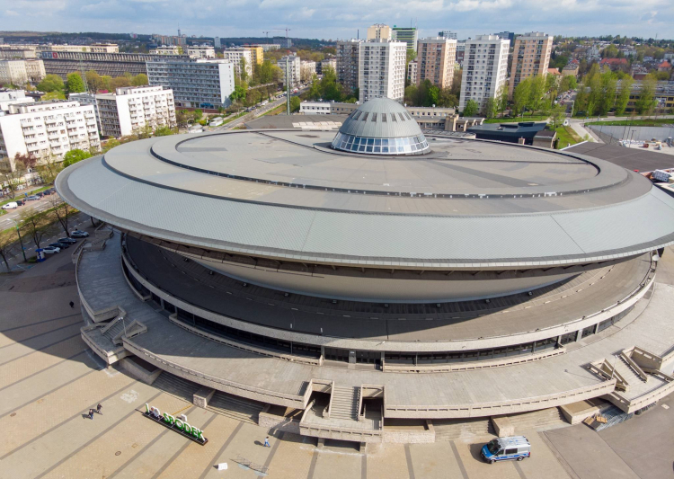Hala widowisko-sportowa Spodek w Katowicach, fot. PAP/Andrzej Grygiel