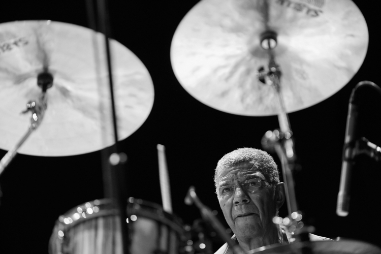 Amerykański muzyk jazzowy, perkusista i klawiszowiec na festiwalu Jazz Jantar 2016 w Gdańsku. PAP/Adam Warżawa