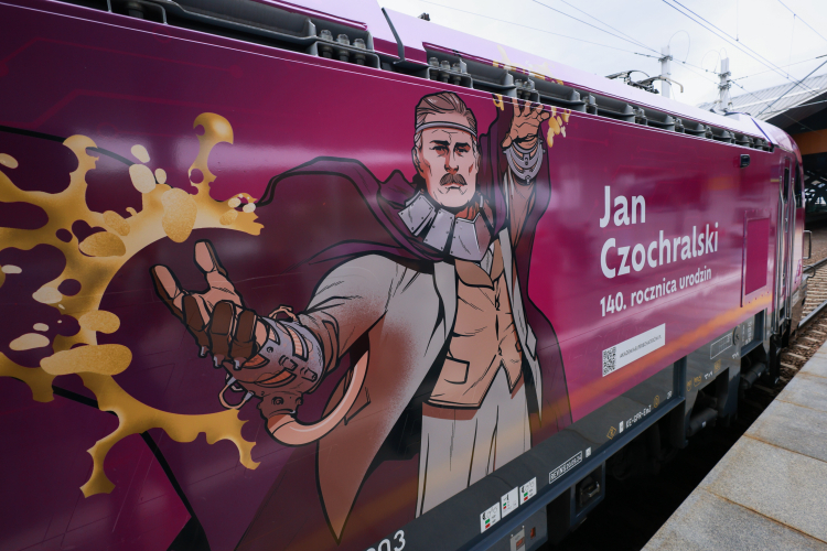 Początek akcji przy peronie 8. Dworca Zachodniego w Warszawie. Fot. PAP/Leszek Szymański