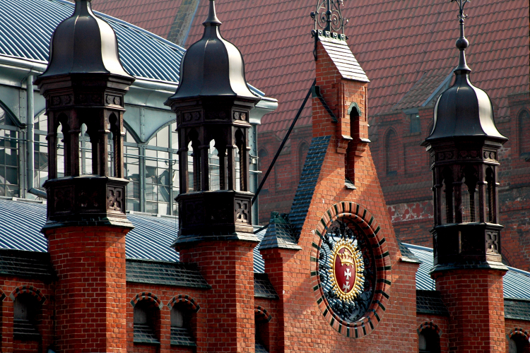Główne Miasto, Gdańsk. Hala Targowa przy Placu Dominikańskim. Fot. PAP/Marek Angiel