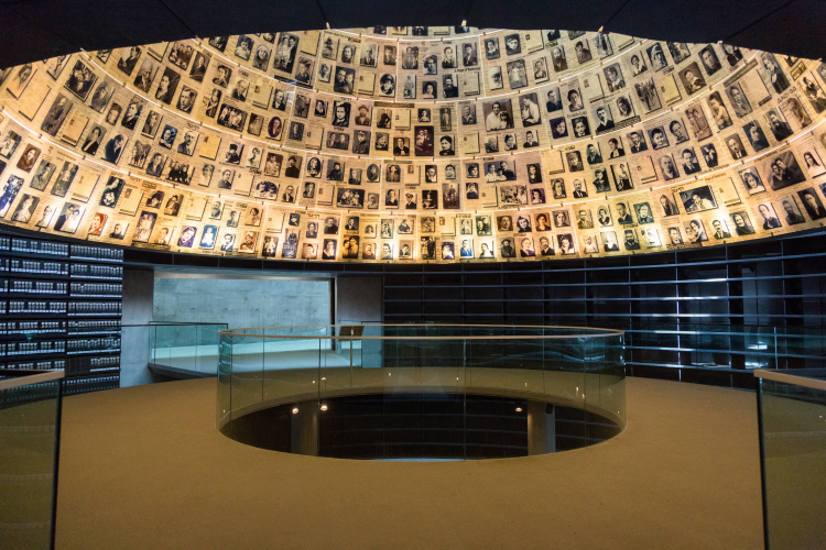 Yad Vashem - Instytut Pamięci Męczenników i Bohaterów Holocaustu w Jerozolimie. Fot. PAP/Adam Guz