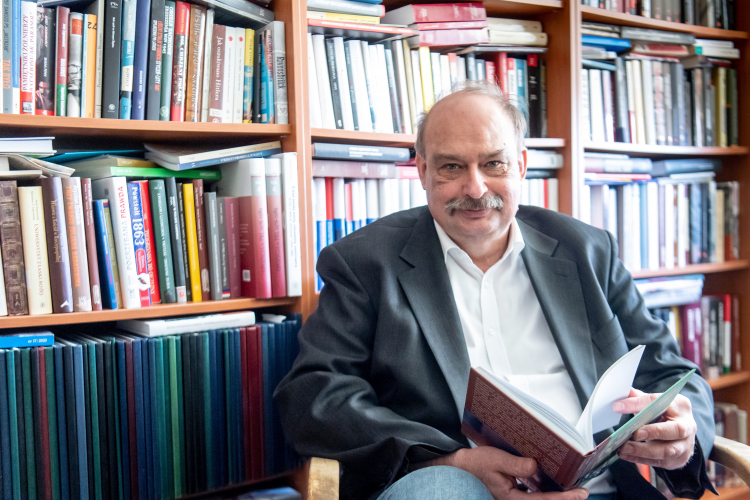 Historyk, członek Kolegium Instytutu Pamięci Narodowej prof. dr hab. Wojciech Polak. Fot. PAP/Tytus Żmijewski