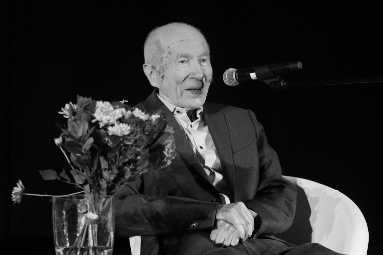 Piotr Wierzbicki (1935-2025) w 2023 roku. Fot. PAP/Paweł Supernak