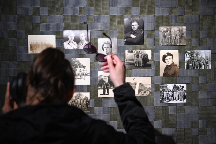 Wystawa „Nasi chłopcy” w Muzeum Gdańska. Fot PAP/Adam Warżawa