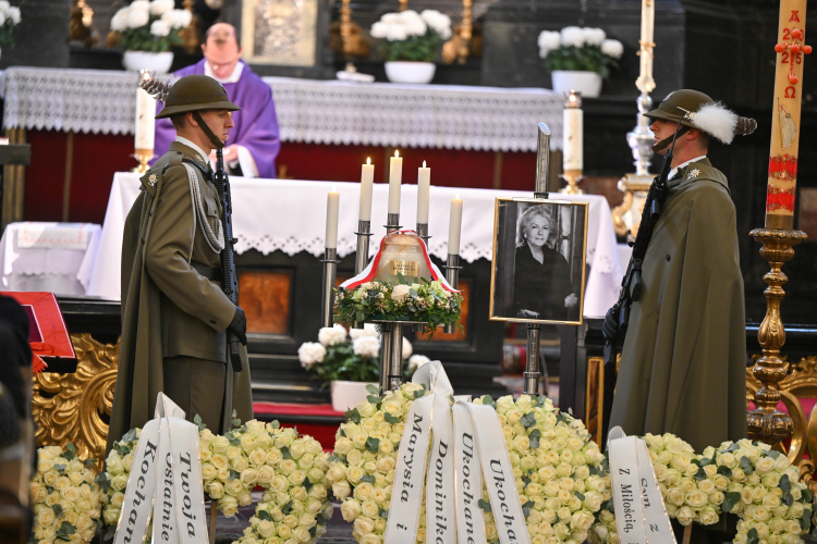 Uroczystości pogrzebowe Elżbiety Pendereckiej w kościele Świętych Apostołów Piotra i Pawła w Krakowie. Fot. PAP/Art Service