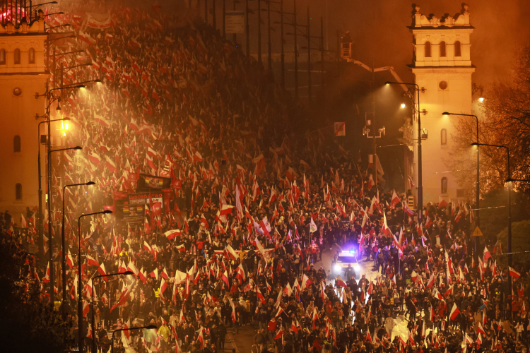 Obchody Narodowego Święta Niepodległości. Marsz Niepodległości w Warszawie pod hasłem „Jeden Naród – silna Polska”. Fot. PAP/Leszek Szymański 