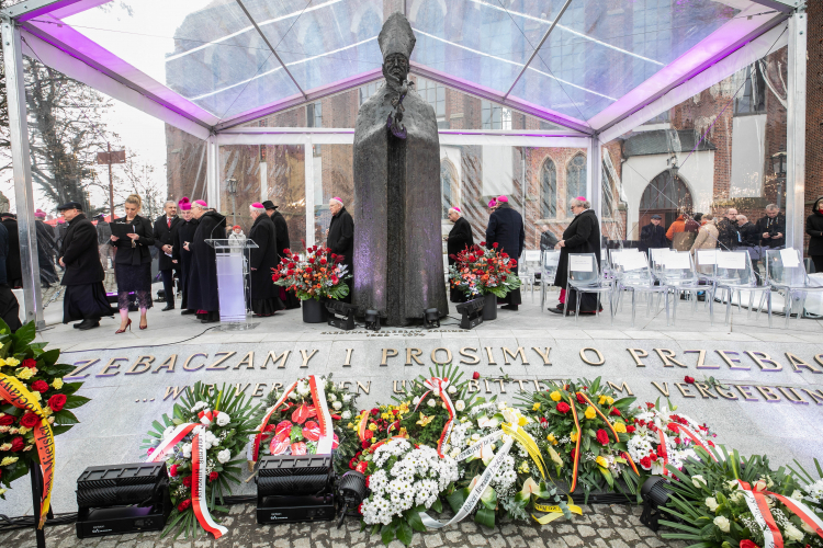 Centralne obchody 60. rocznicy wystosowania Orędzia biskupów polskich do biskupów niemieckich we Wrocławiu. Fot. PAP/Krzysztof Ćwik