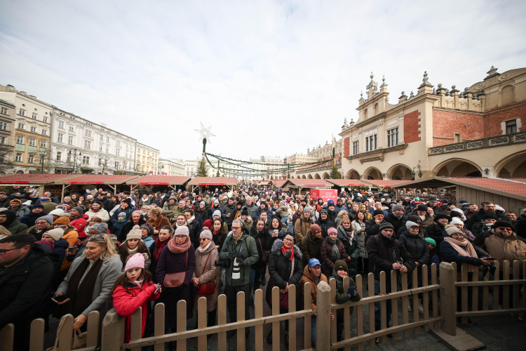Jarmark bożonarodzeniowy w Krakowie. Fot. PAP/Łukasz Gągulski