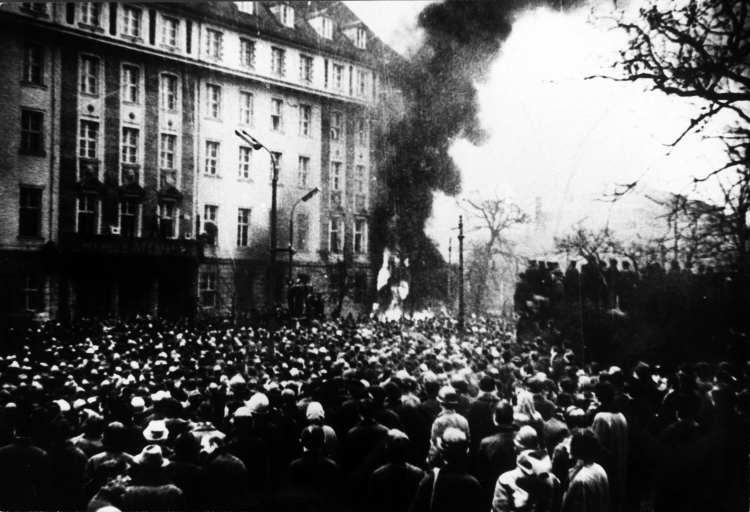 Protesty robotnicze w Gdańsku w grudniu 1970 r. Fot. PAP/Edmund Pepliński