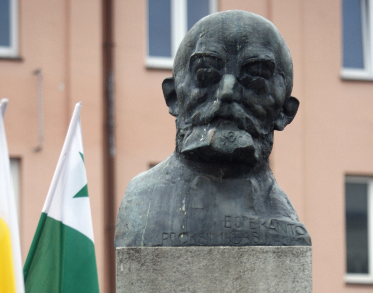 Esperantyści z kraju i zagranicy uczcili 166. rocznicę urodzin Zamenhofa