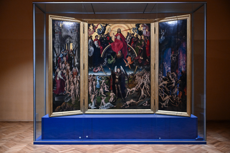 Tryptyk "Sąd Ostateczny" Hansa Memlinga w Muzeum Narodowym w Gdańsku. Fot. PAP/Adam Warżawa 