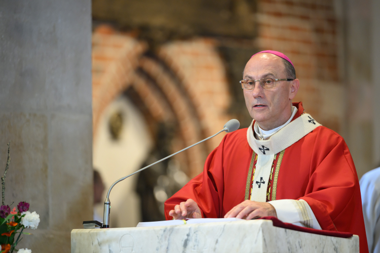 Prymas Wojciech Polak. Fot. PAP/Jakub Kaczmarczyk