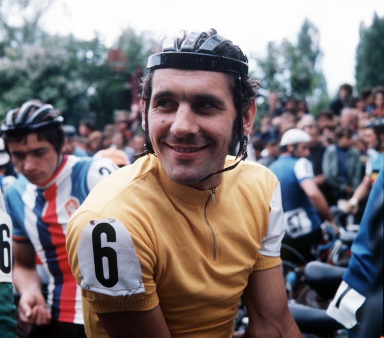 Ryszard Szurkowski podczas XXVI Wyścigu Pokoju w 1972 r. Fot. PAP/Stanisław Dąbrowiecki