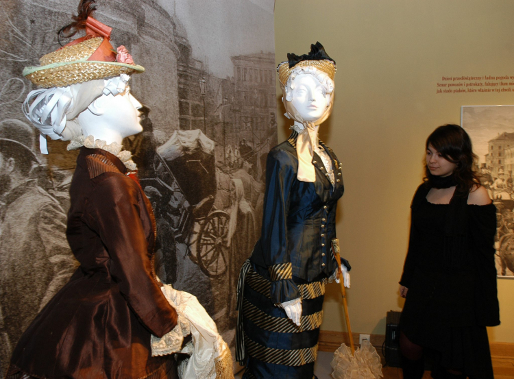 Muzeum Literatury im. Adama Mickiewicza . Otwarcie wystawy "Warszawa Lalki Bolesława Prusa", 2006 r. Fot. PAP/Andrzej Rybczyński