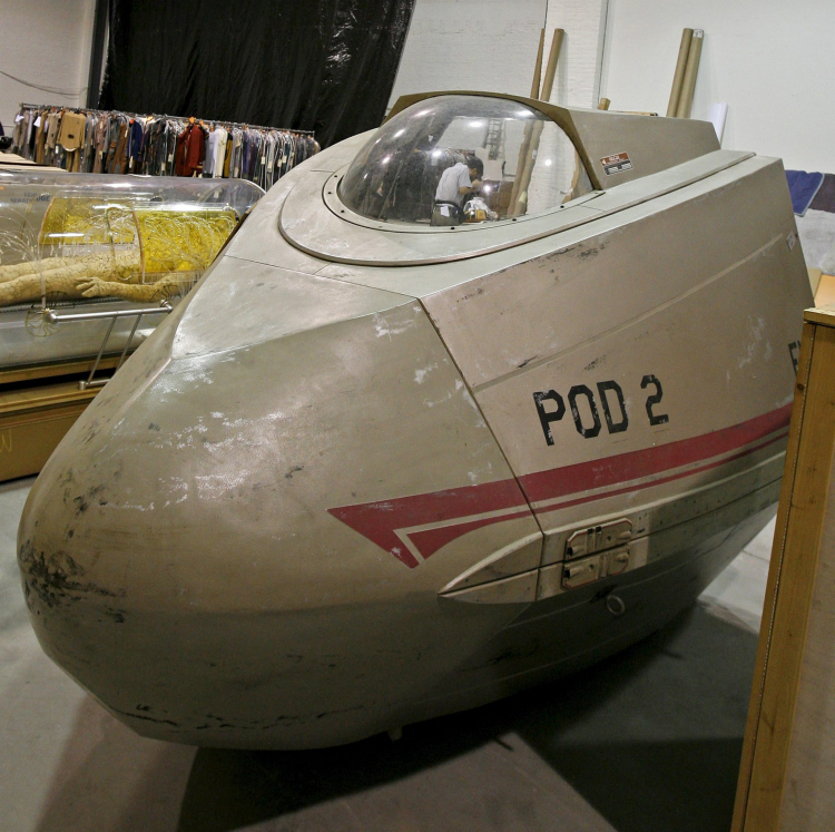 Fragment „shuttle poda” z serialu telewizyjnego „Star Trek”. Fot. PAP/EPA/PETER FOLEY
