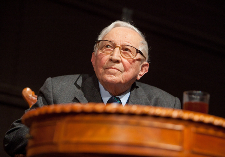 Tadeusz Różewicz był kilka razy zgłaszany do Nagrody Nobla. Fot. PAP/Grzegorz Michałowski 