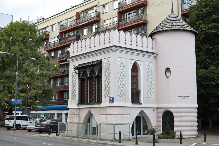 Domek Mauretański przy ul. Puławskiej w Warszawie. Fot. PAP/Rafał Guz