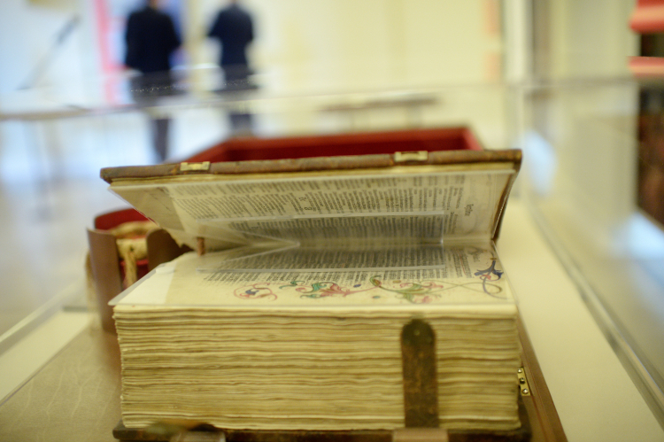 Statut Łaskiego z 1506 r., który znalazł się na Polskiej Liście Krajowej Programu UNESCO "Pamięć Świata" w 2016 r. Fot. PAP/Jacek Turczyk