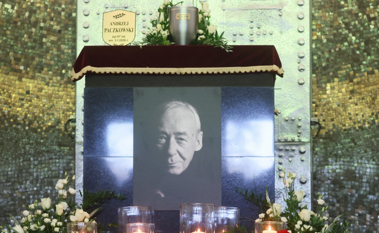Pogrzeb prof. Andrzeja Paczkowskiego, fot. PAP/ autor: Leszek Szymański