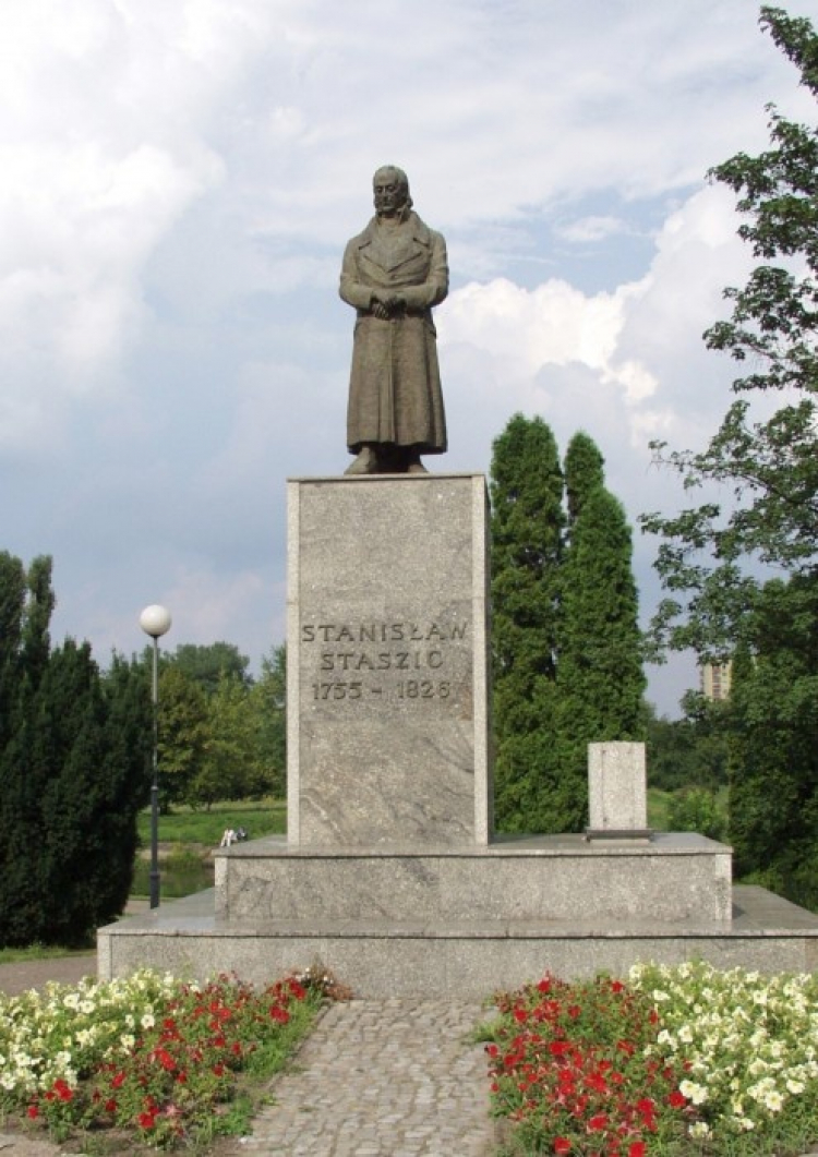 Pomnik Stanisława Staszica w Pile. Fot. Muzeum Stanisława Staszica w Pile
