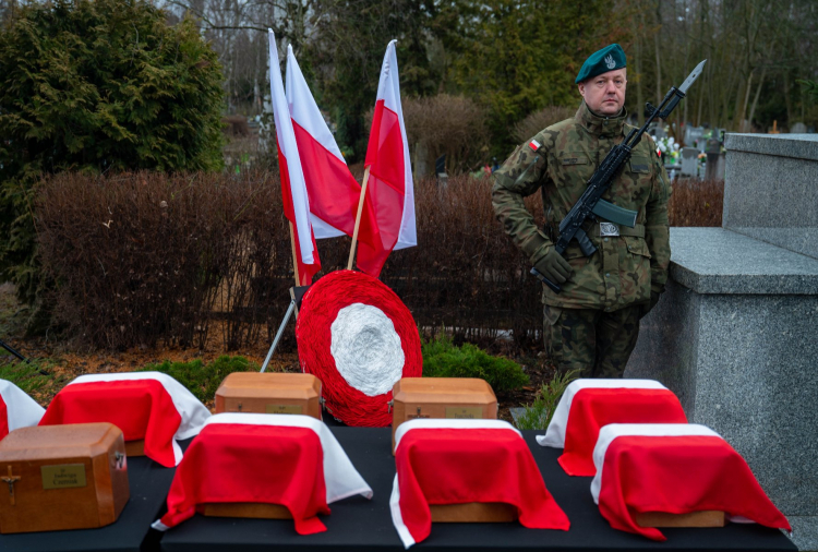 Uroczystość na cmentarzu Junikowo. Fot. poznan.pl