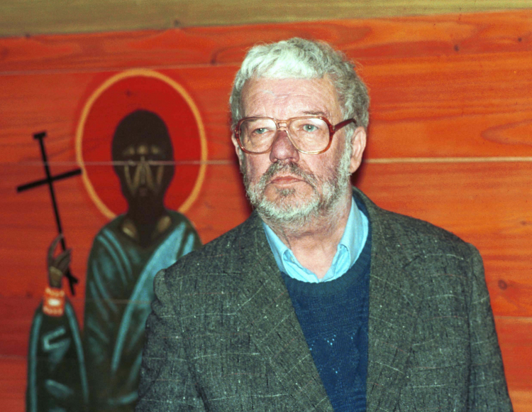 Profesor Jerzy Nowosielski, 1995 r. Fot. PAP/Jacek Bednarczyk