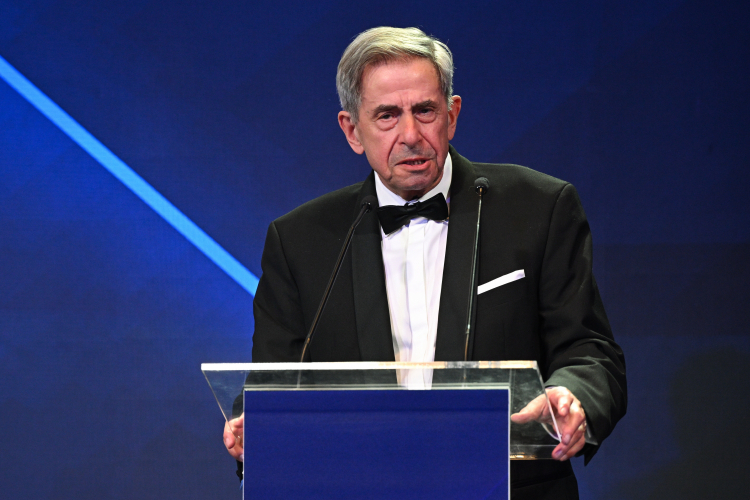 Prof. Andrzej Zoll. Fot. PAP/Radek Pietruszka