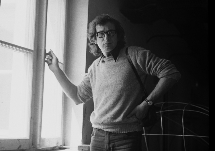 Reżyser filmowy i teatralny, dokumentalista Krzysztof Kieślowski, Warszawa 20 sierpnia 1974 r. PAP/Maciej Musiał