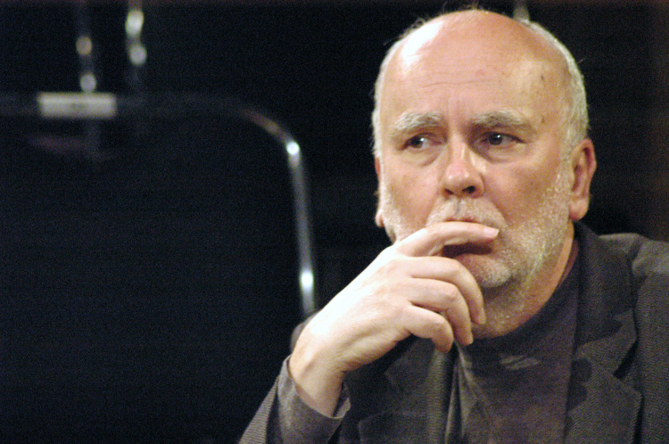 Autorskie spotkanie Adama Zagajewskiego z Polonią w USA, 2006 r. PAP/Piotr Batorowicz